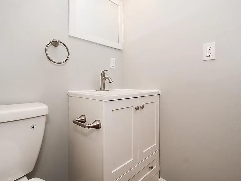 1701 Glenwood Dr — Photo 8