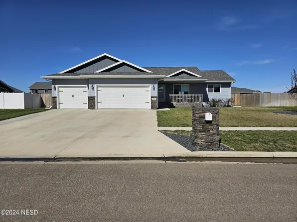 1615 4th St NW, Watertown, SD 57201