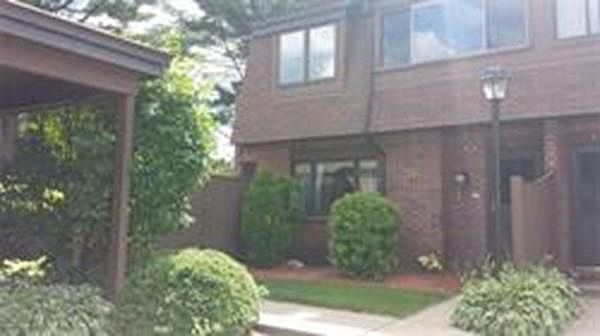 1st image of 200 Greenbrook Dr #200