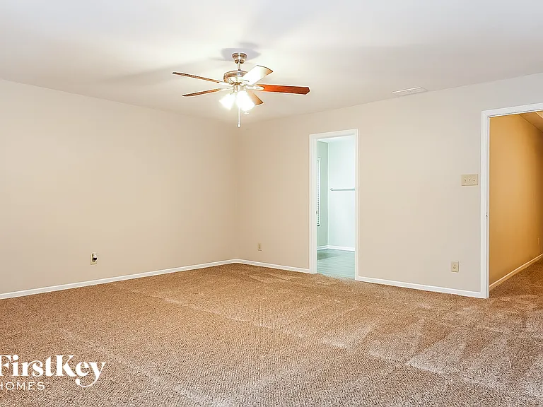 1323 Perga Ct — Photo 9