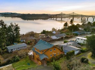 66599 Quail Rd, North Bend, OR 97459