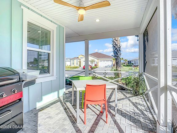 4th image of 587 Margaritaville Ave