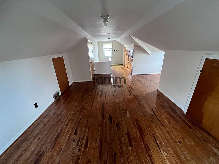 6227 Traymore Ave — Photo 14