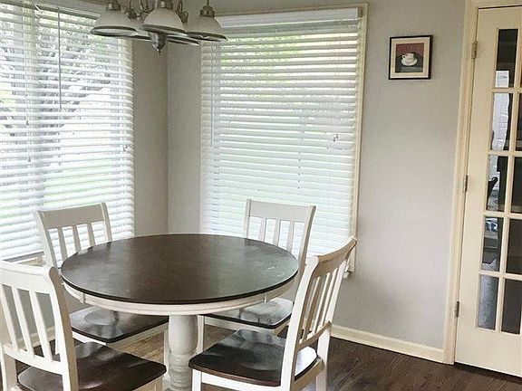 5th image of 9924 Idora St