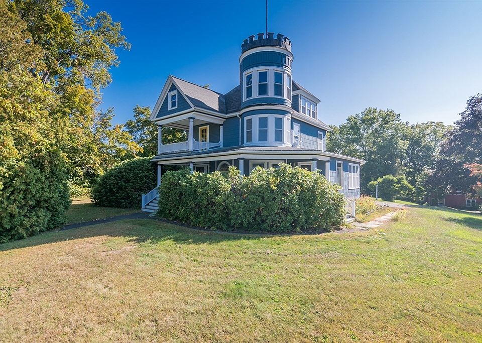 1st image of 108 College St