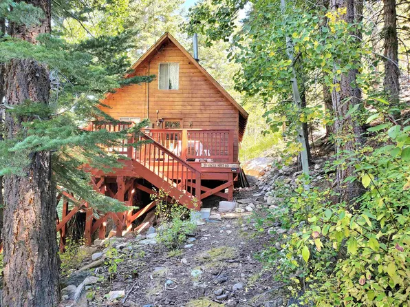 215 Eagles Nest Rd, Bridgeport, CA 93517