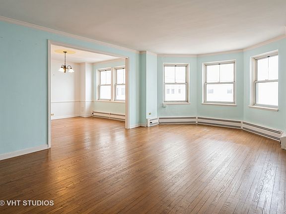 3rd image of 5555 N Sheridan Rd APT 1701