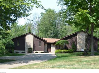 19409 Sagamore Rd, Walton Hills, OH 44146