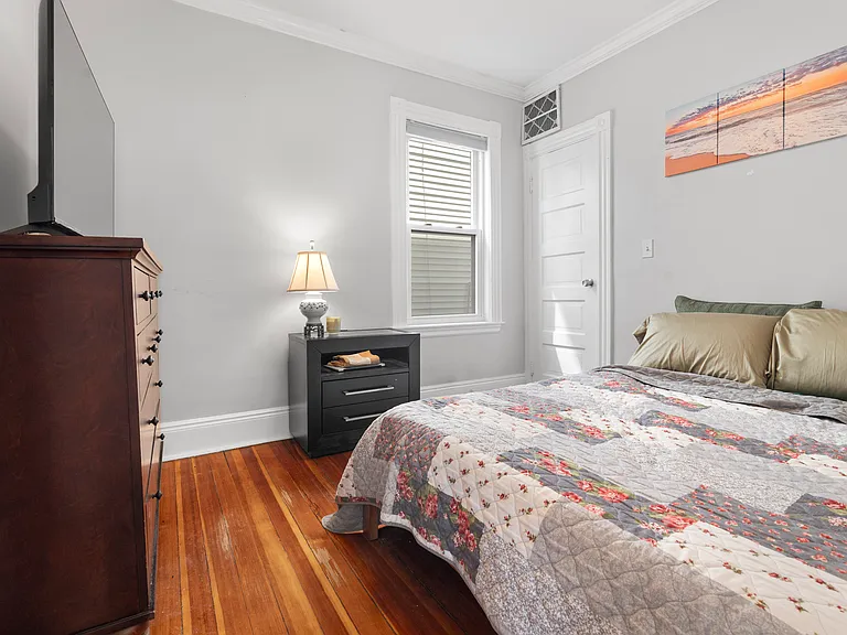 22 Buttonwood St #1 — Photo 13