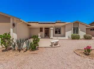 916 W Loughlin Dr, Chandler, AZ 85225