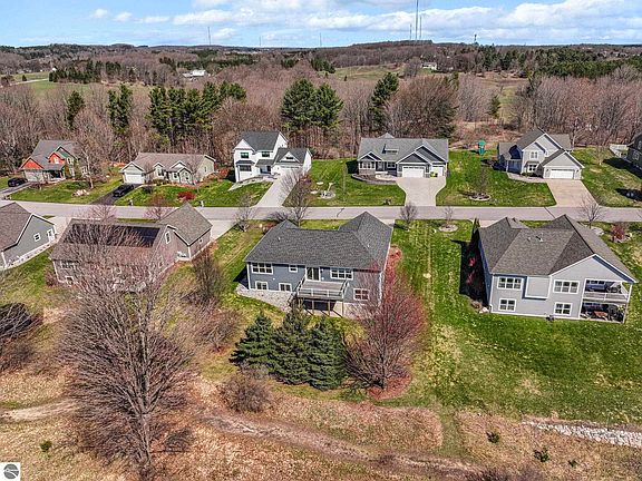 5th image of 5460 Lone Beech Dr