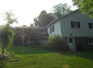 2718 New England Rd NE, New Philadelphia, OH 44663