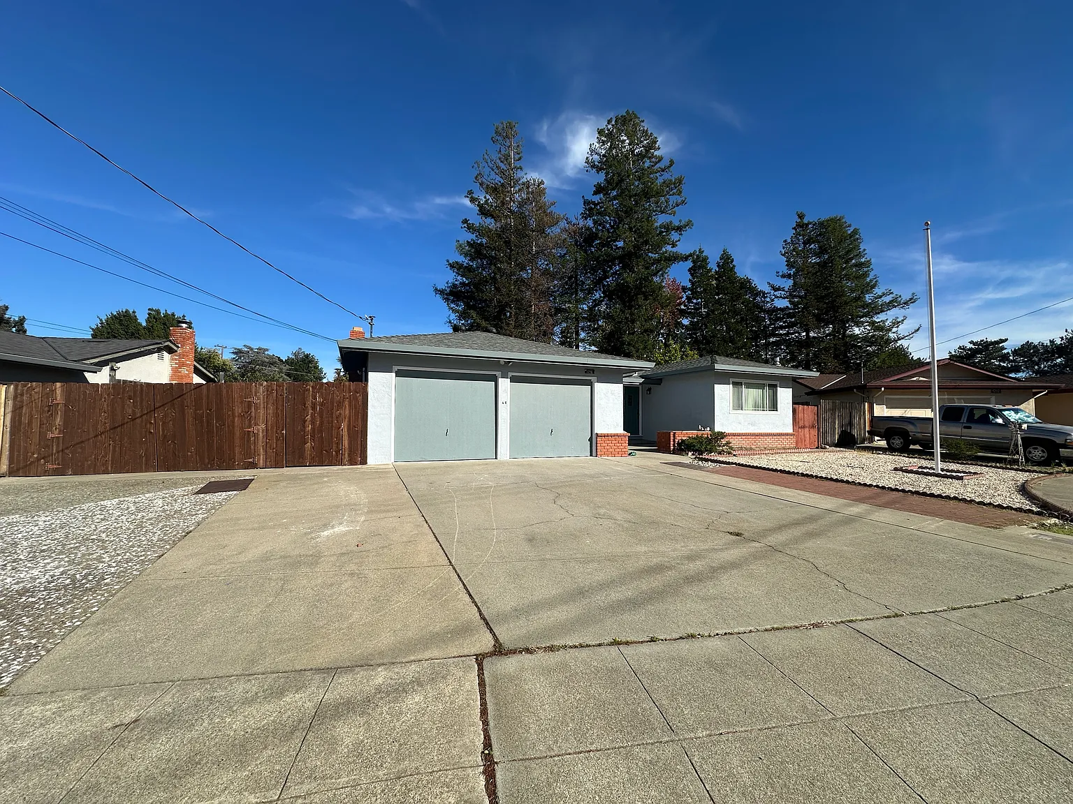 1276 Notre Dame Ct photo 1