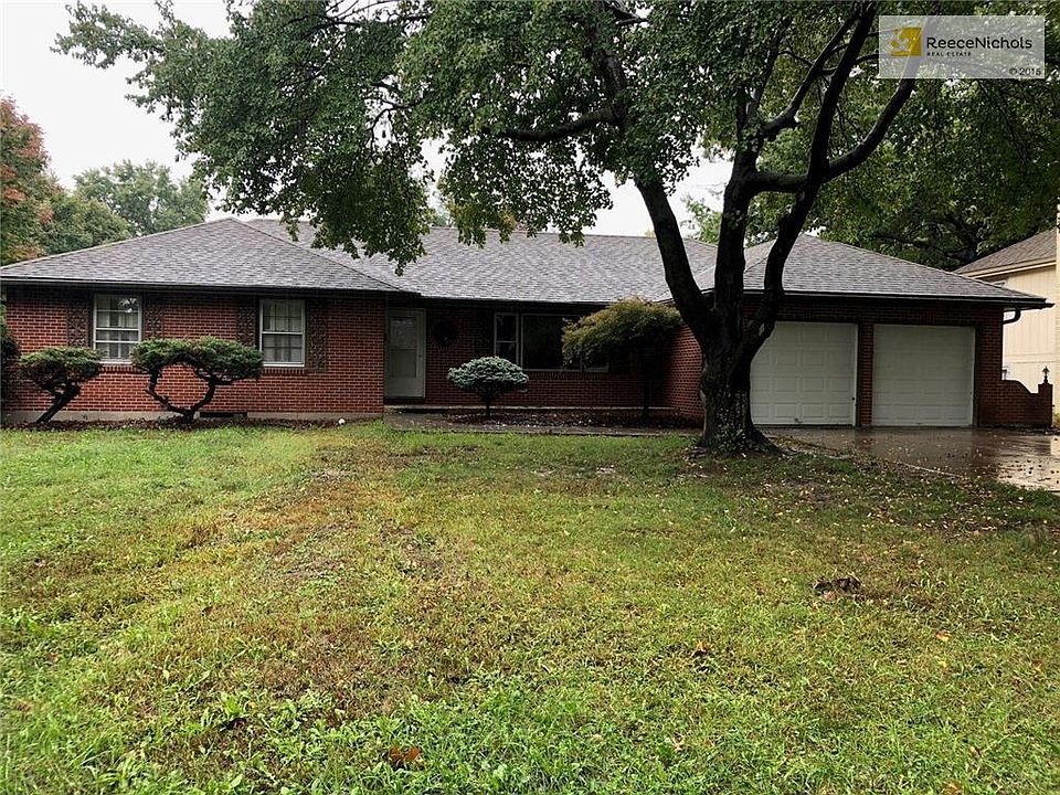 All brick ranch home