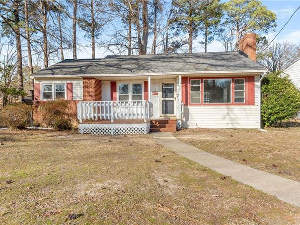 58 Tucker Ln, Newport News, VA 23606