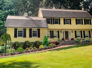 15 Mallard Ln, Westport, CT 06880