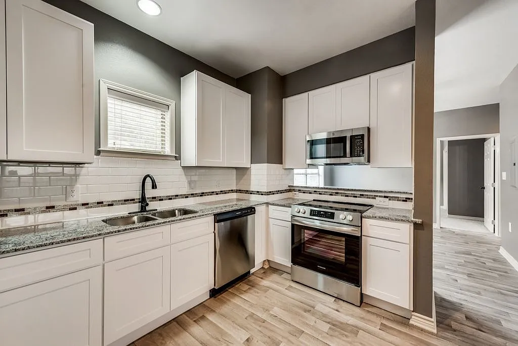 McFarlin Place Apartments — Photo 3