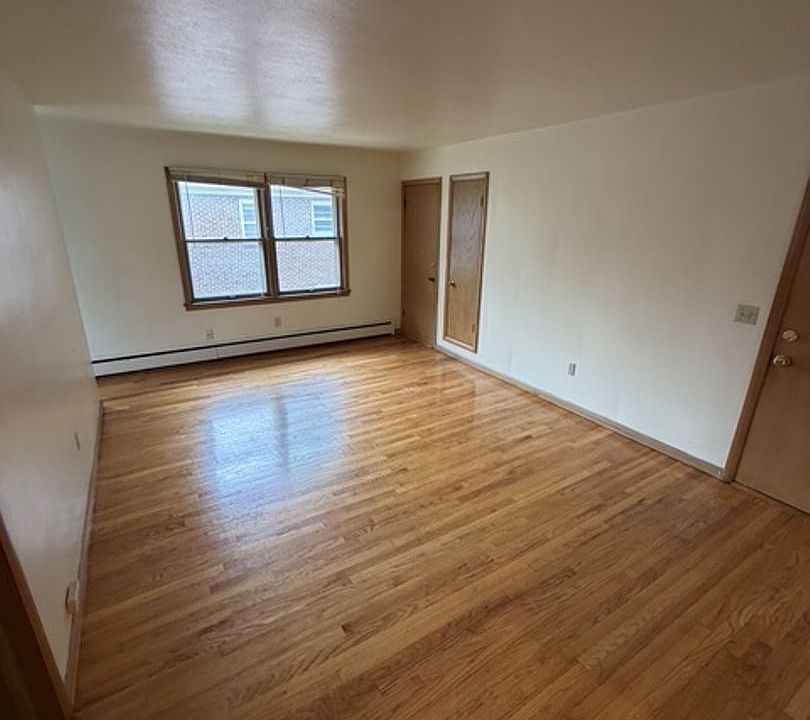 1st image of 1135 E Gorham St #2B-2Ba
