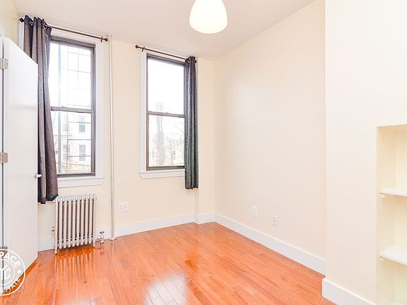 5th image of 161 Troutman St #2RRX