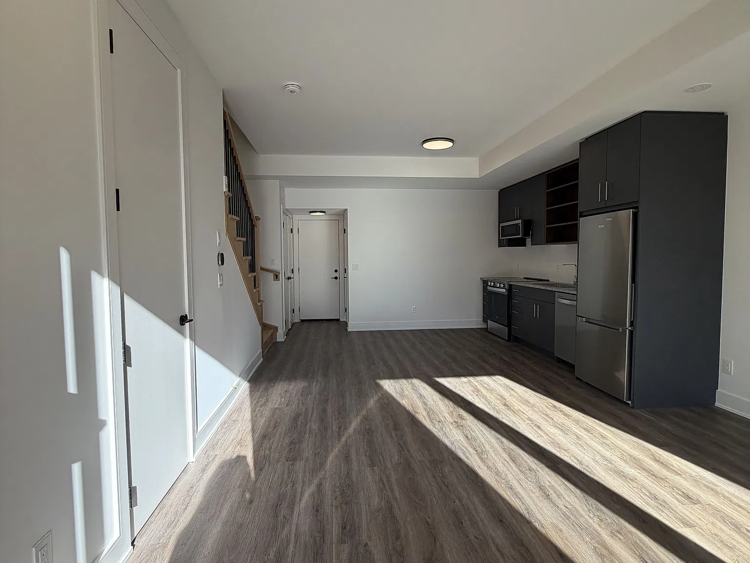 1 bed, $1,950 — Photo 2