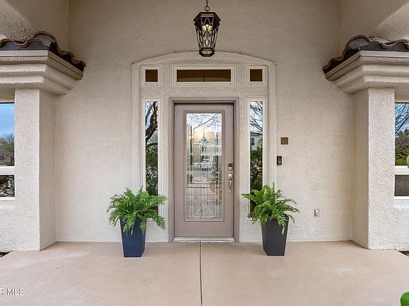4th image of 5520 Woodfield Dr