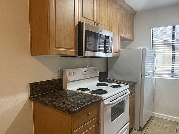 5th image of 4070 42nd St APT 5