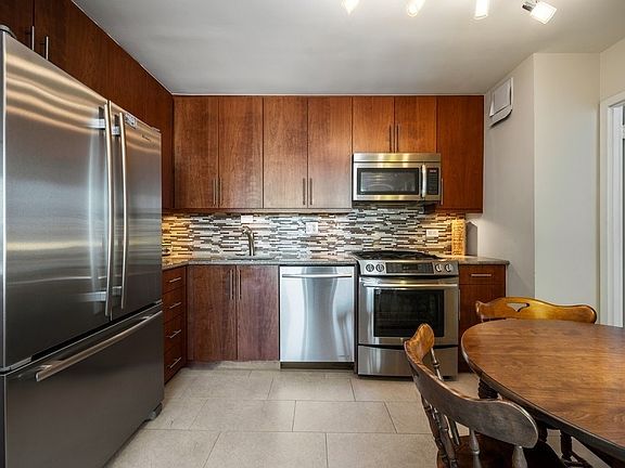 5th image of 2800 N Lake Shore Dr APT 2205