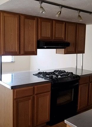 5th image of 1603 Broadway St #3