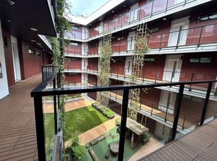 1496 Charlotte Rd #1, North Vancouver, BC