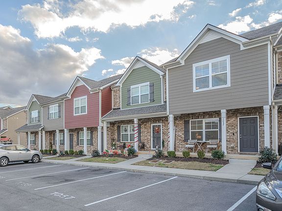 4th image of 1057 Bradburn Village Dr