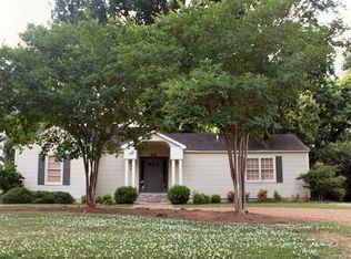 314 Shumate Cir, Cleveland, MS 38732