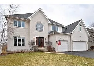 2331 Nottingham Ln photo 1