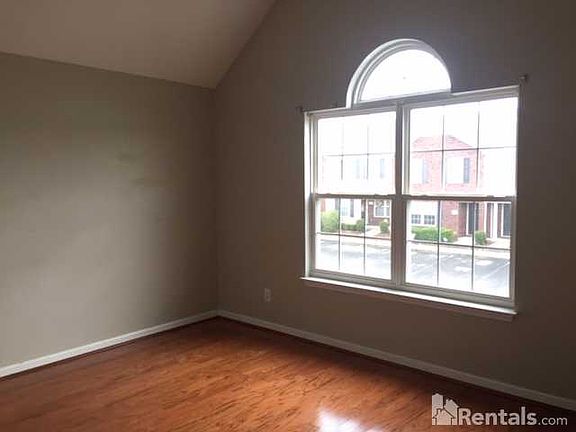 2nd image of 151 Oak Valley Cir