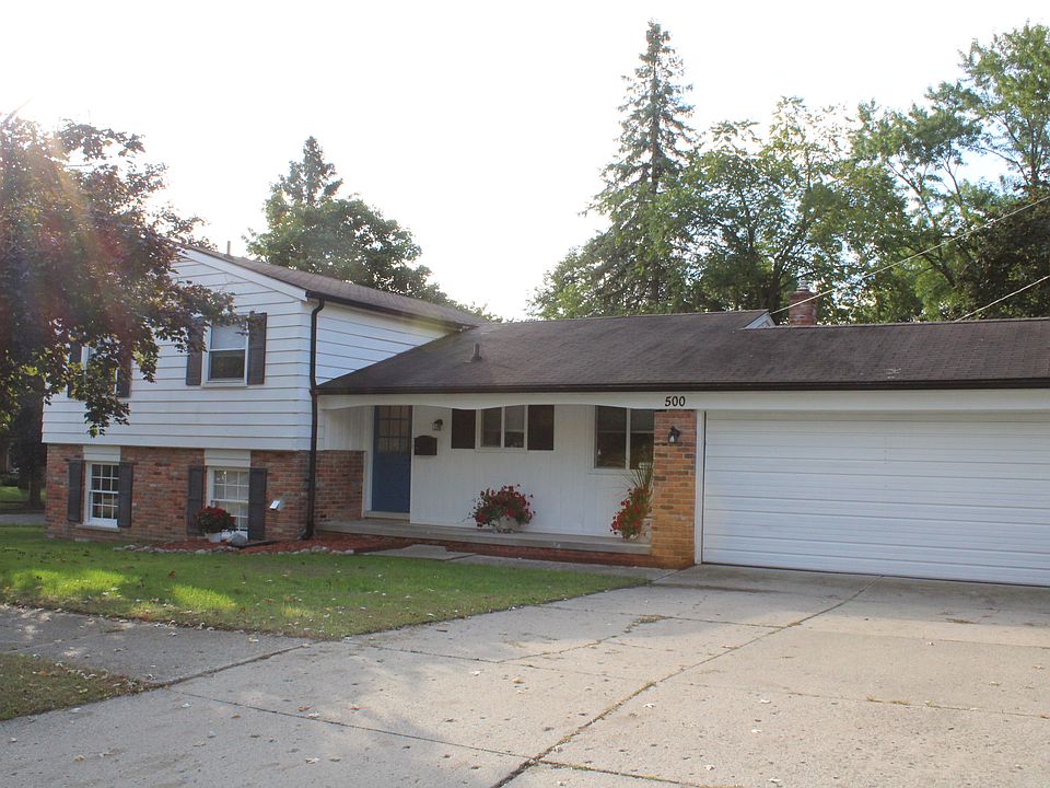 1st image of 500 Maplewood St