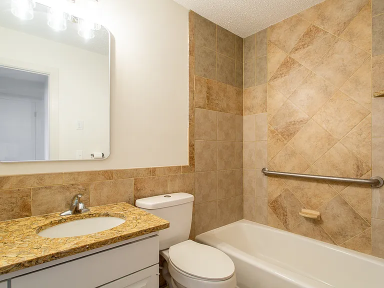 621 S Hayes St #6 — Photo 7