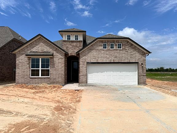 Construction progress - 3918 Silver Falls Lane