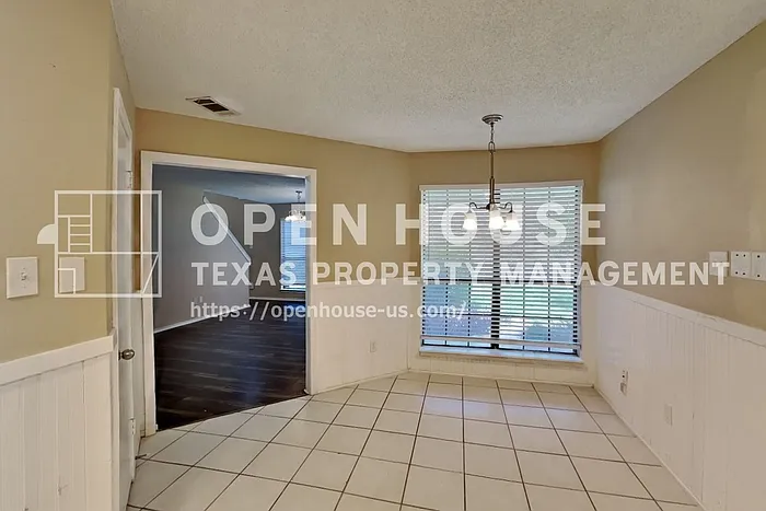 6837 Tudor Dr — Photo 7