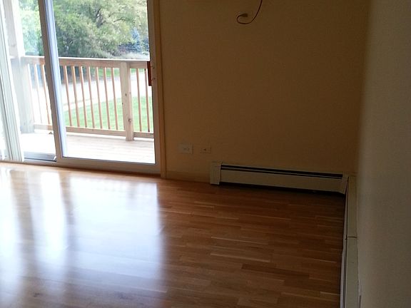 5th image of 5752 W 128th St #203