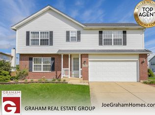 1050 Laguna Ct, Romeoville, IL 60446