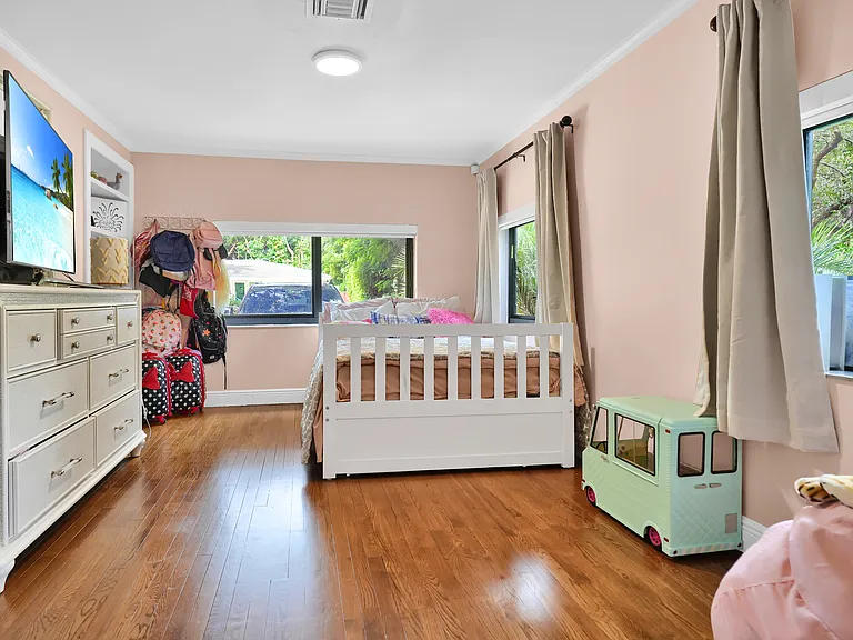 7521 SW 63rd Ct — Photo 29