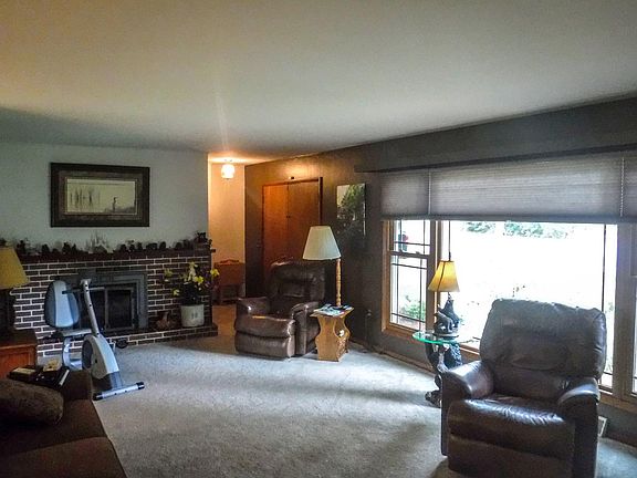 5th image of 1408 King Rd #E