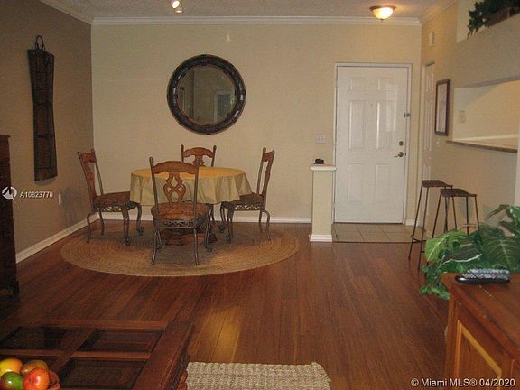 3rd image of 3202 Tuscany Way #3202
