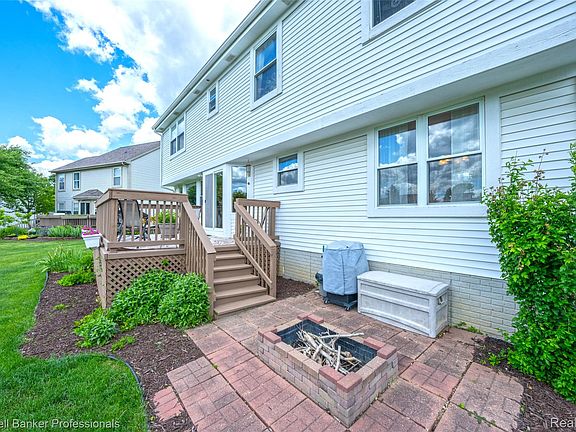 5th image of 2088 Lochnayne Ln