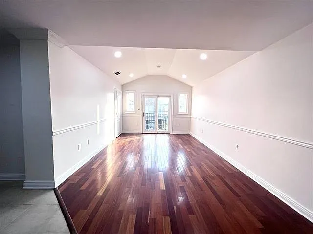 268 Grant Ave #1 — Photo 17