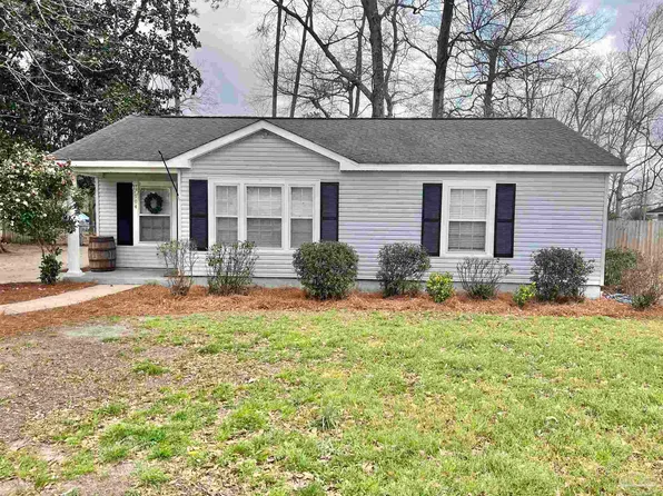 704 E Horner St, Atmore, AL 36502