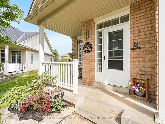 5th image of 782 Greenwood Cres