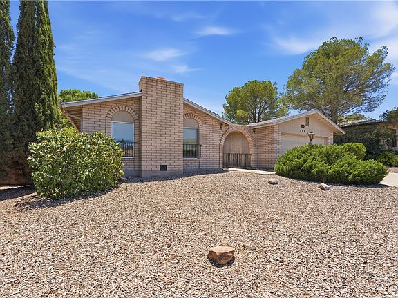4th image of 590 Ridgecrest Drive