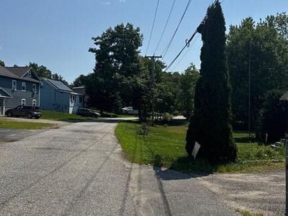 5th image of 15 Riley Rd