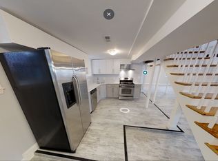 98 Elm St #1A, Somerville, MA 02144