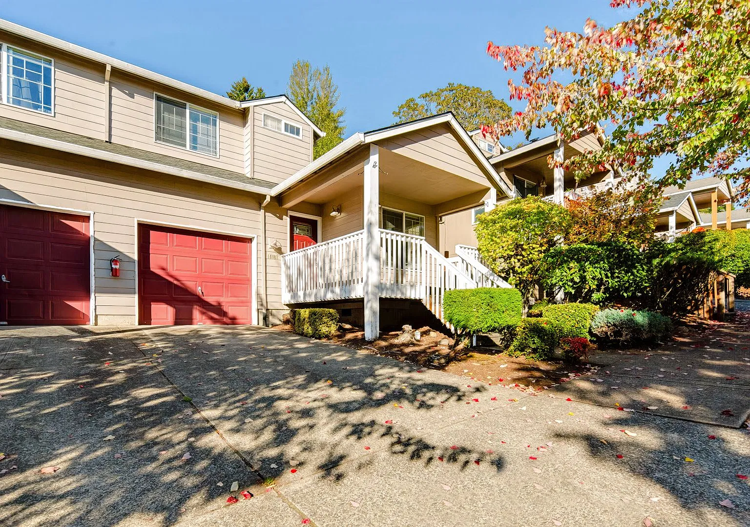 Summerfield Loop Duplexes — Photo 2